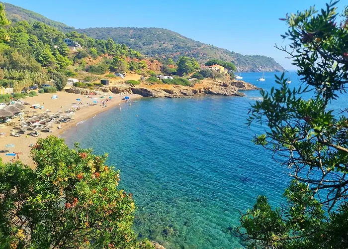 Acquamarina Daire Porto Azzurro